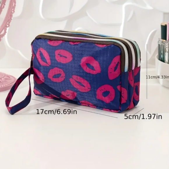 🌺Lips Wristlet Cosmetic Bag Wallett Travel Case Makeup Bag - Picture 6 of 6